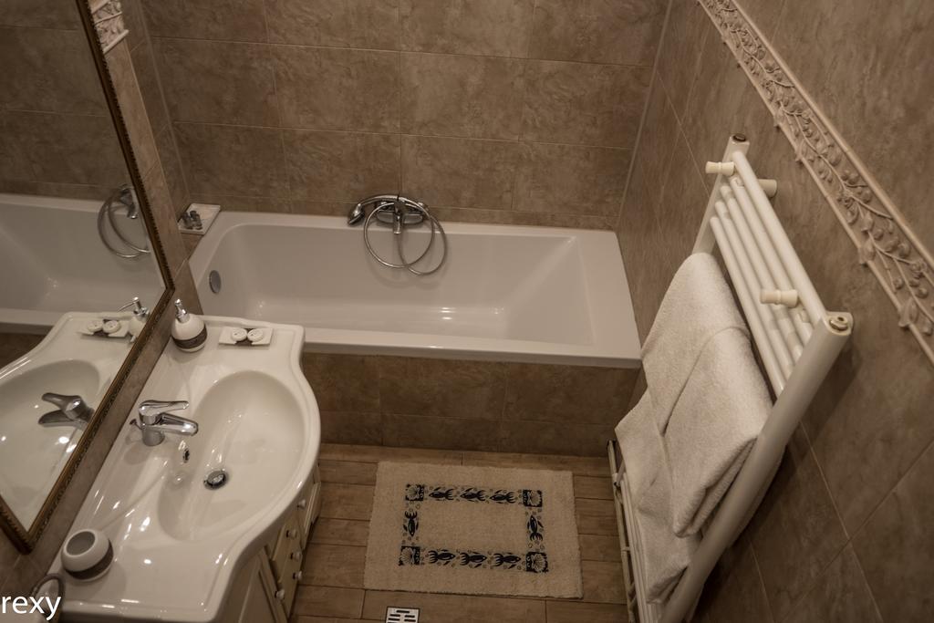 Chic Apartment Brașov Exterior foto