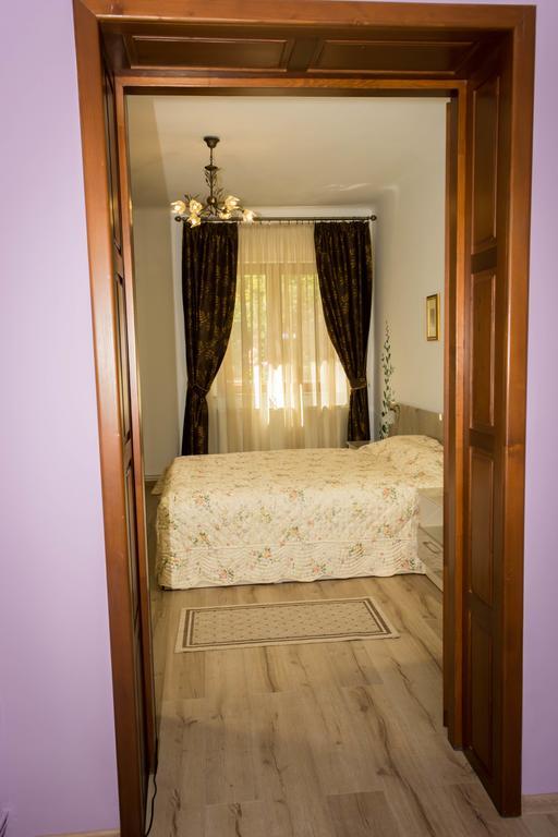 Chic Apartment Brașov Exterior foto