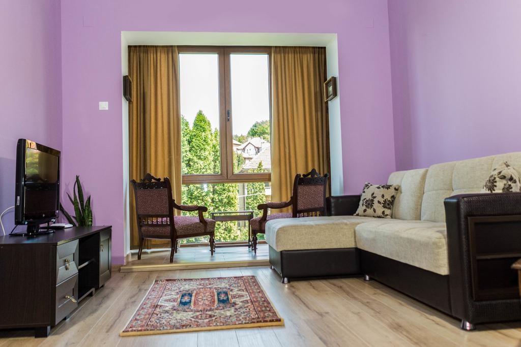 Chic Apartment Brașov Exterior foto